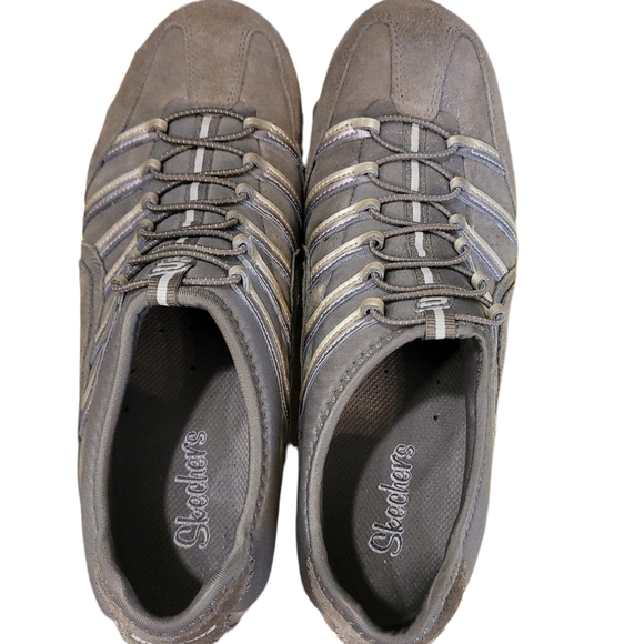 Skechers Shoes - Skechers green outlined with gold ad gray. Slip on.